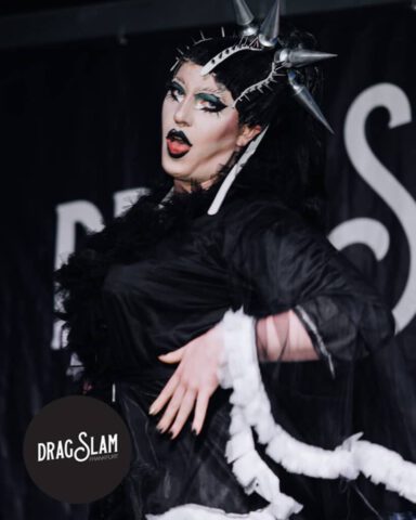 20251108_hoch_11 Drag Slam Queen Event Frankfurt dragking dragqueen dragslam